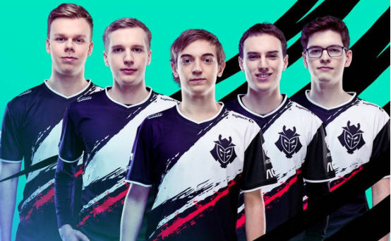 毕包队长德马科斯：投掷焰火行为不可接受，我向罗马球迷道歉